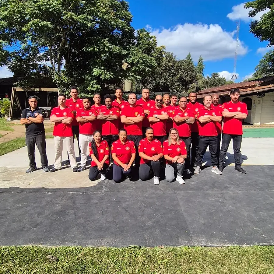 Turma de brigadistas formada pela VIVA